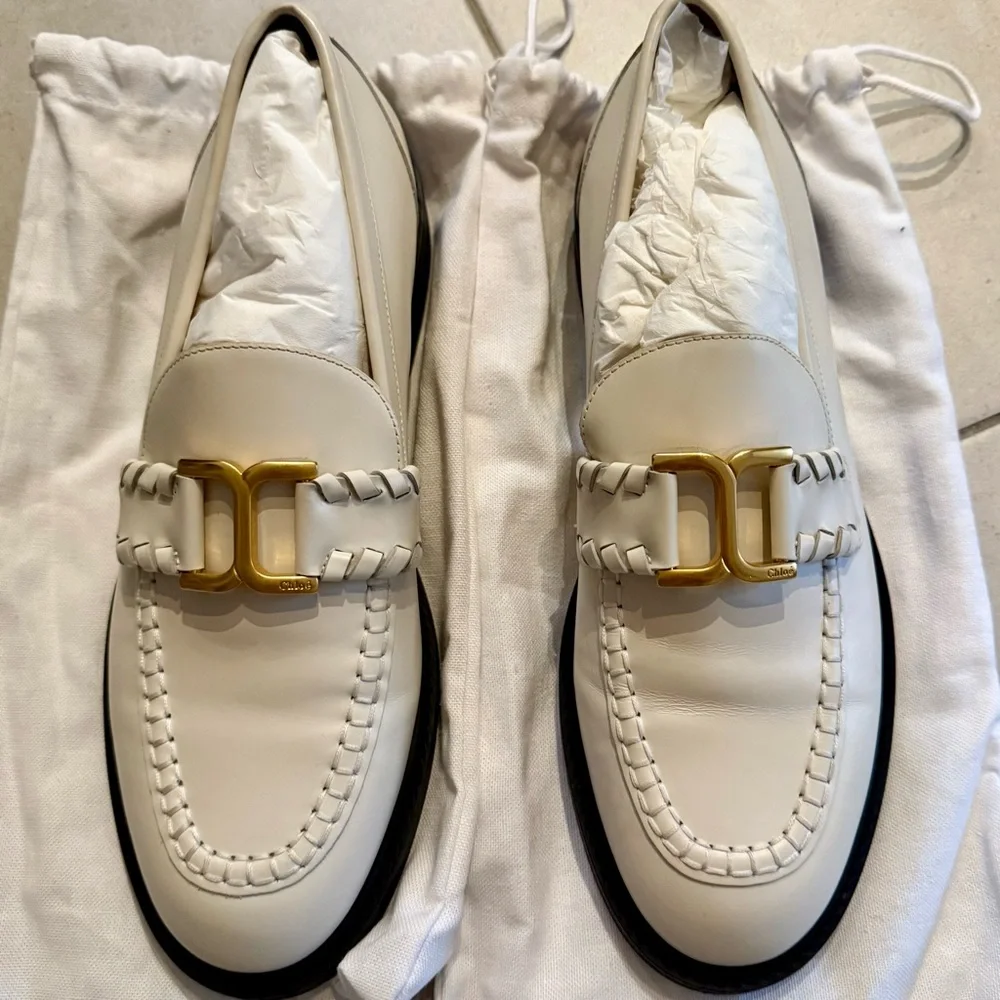 New Chloe Marci Off-White Loafer size 40. - Picture 9 of 13